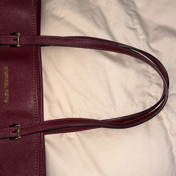 MICHAEL KORS Jet Set Tote Bag and Matching Wallet - Picture 9 of 16